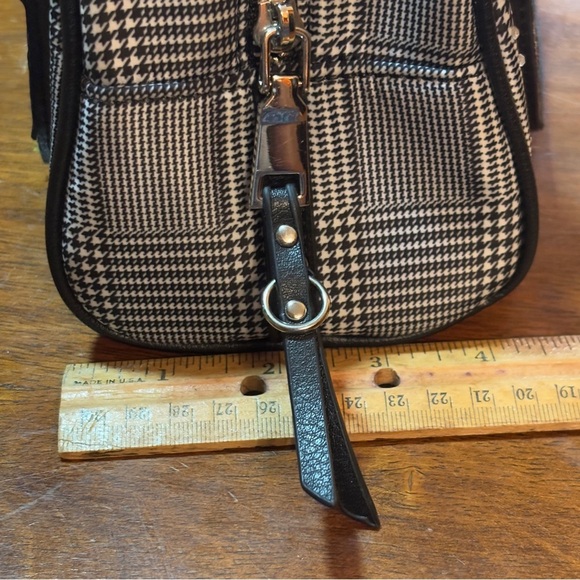 Madden NYC Women's handbag no crossbody strap - Picture 13 of 14